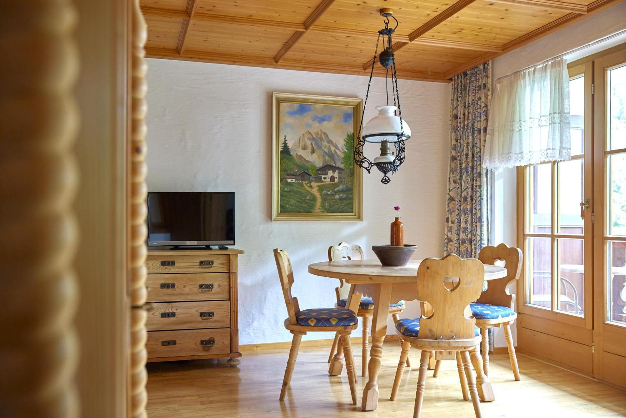 Alt Montafon Hotel Appartements By Pferd Auf Wolke Gaschurn Extérieur photo
