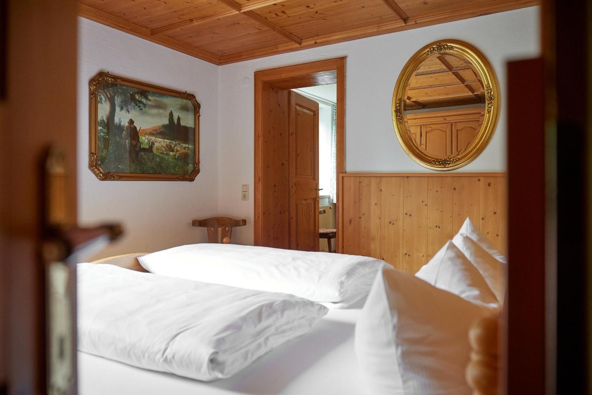 Alt Montafon Hotel Appartements By Pferd Auf Wolke Gaschurn Extérieur photo